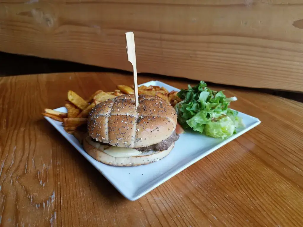 Bodega Es Tapa Ti_Mondeville_slider_image_2