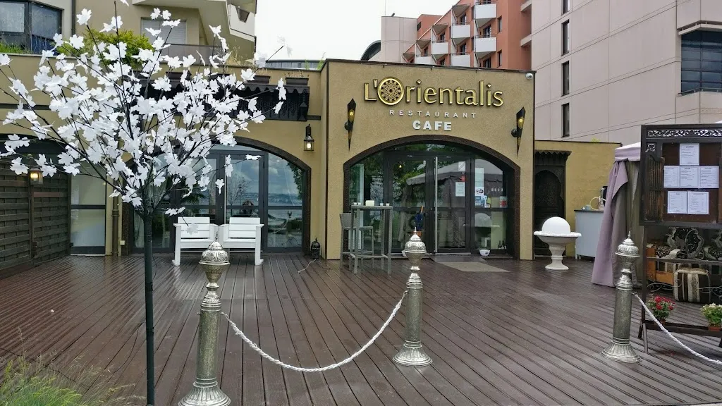 RESTAURANT "L'Orientalis" à Evian ristorante a Évian-les-Bains