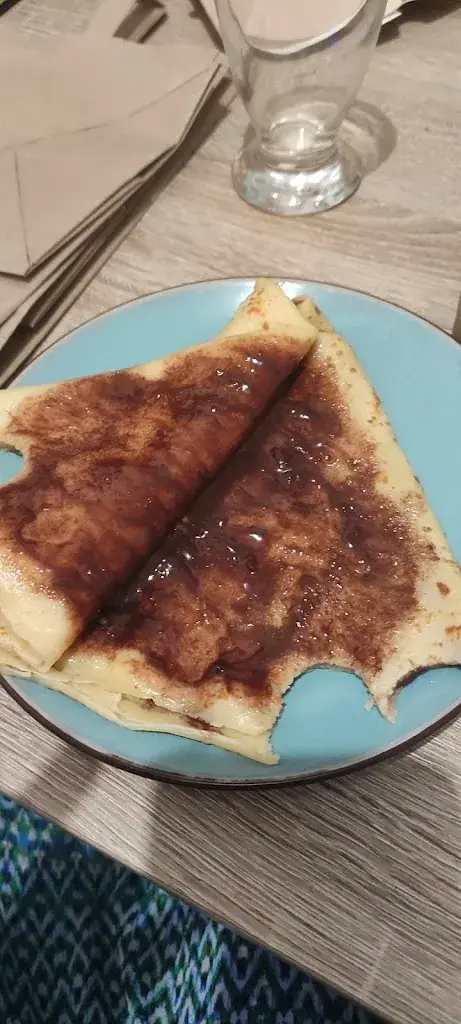 adam julie_Planet food_Cany-Barville_review