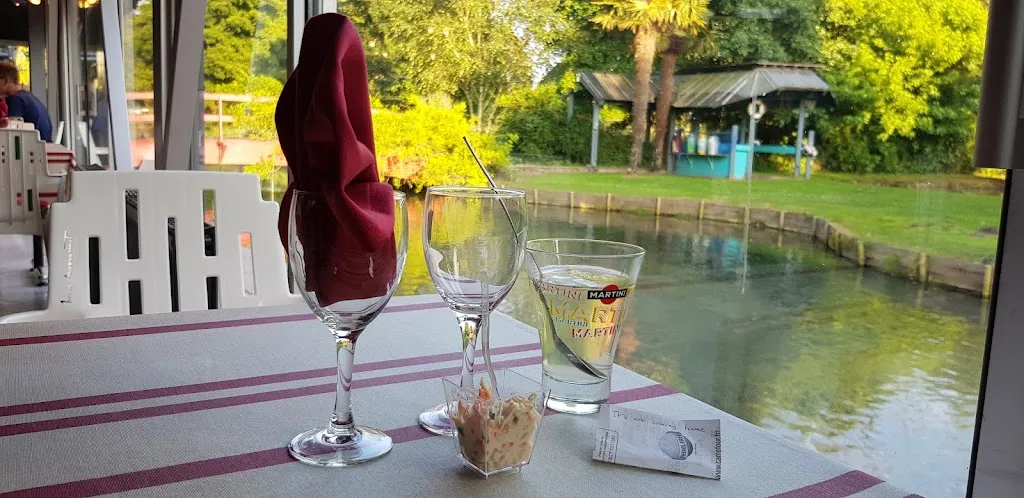 Romain “Tjo” LaRevue_Le Champêtre par EDDIE_Hanouard_review