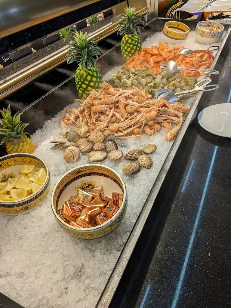 Tracey Cooper_Au Siècle d’Or_Carpiquet_review