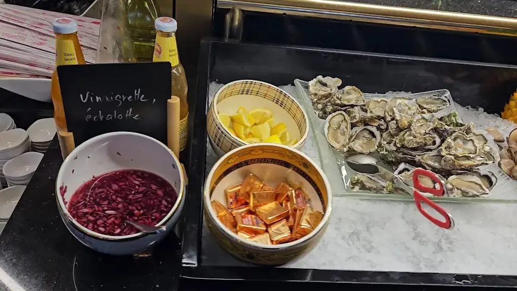 Au Siècle d’Or_Carpiquet_slider_image_2