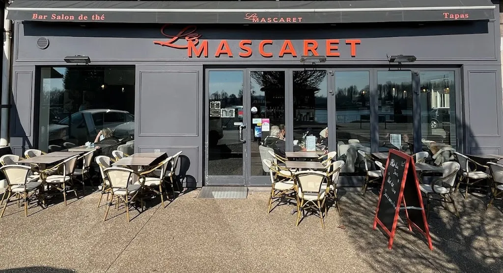Le Mascaret restaurant in Rives-en-Seine