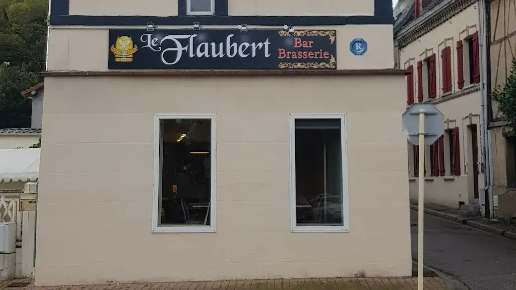 Le Flaubert bar brasserie restaurant_Canteleu_slider_image_1