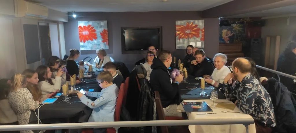 Jérome NUYTTEN_Les deux moulins_Déville-lès-Rouen_review