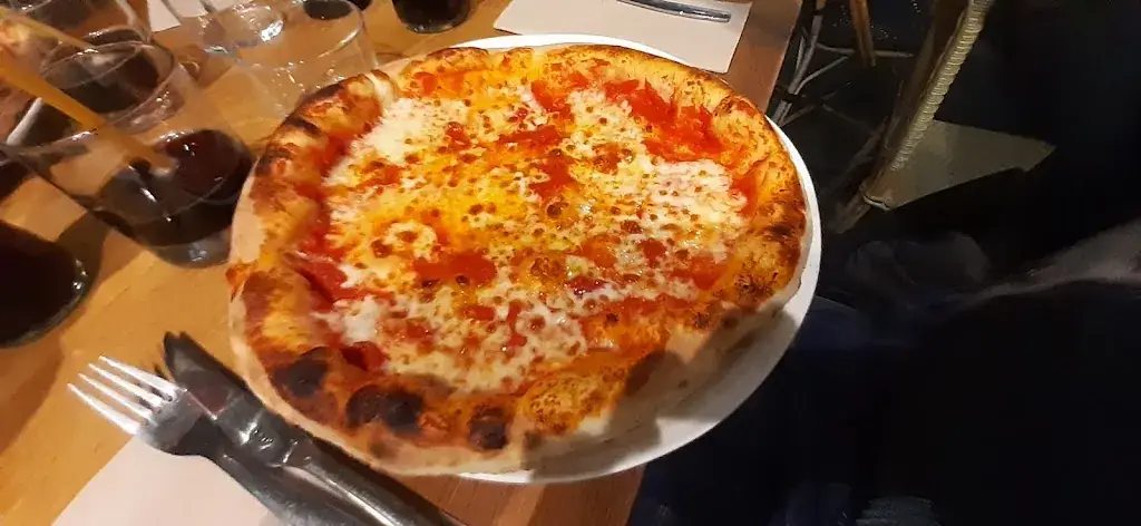 Edward Rugg_ACQUA & FARINE_Rouen_review