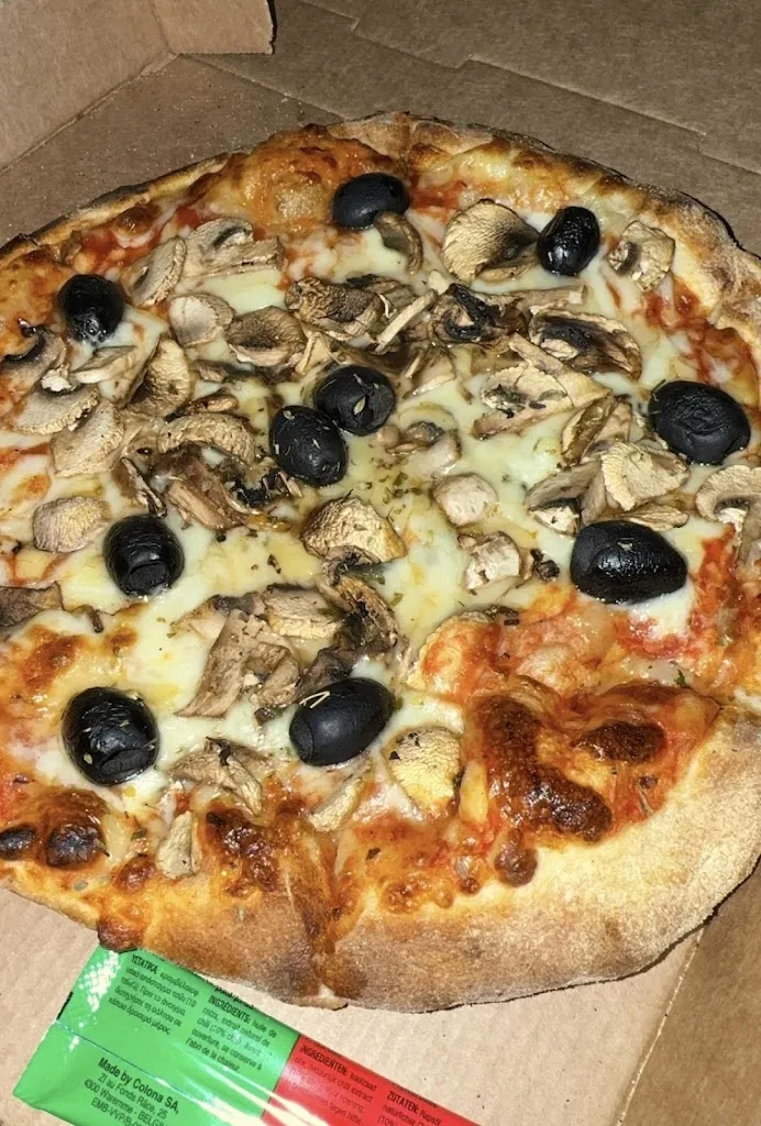 nisrine rachdi_La Pizza Du Pirate (Rouen-M.I.N)_Rouen_review