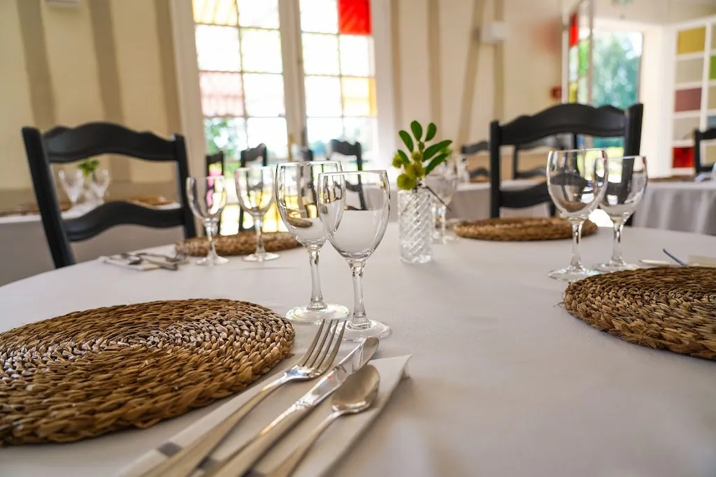 ESAT IDEFHI - TRAITEUR / MARAICHER restaurant in Canteleu