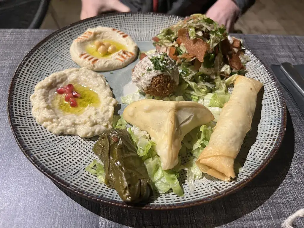 Linda Dourte_La Bekaa_Rouen_review