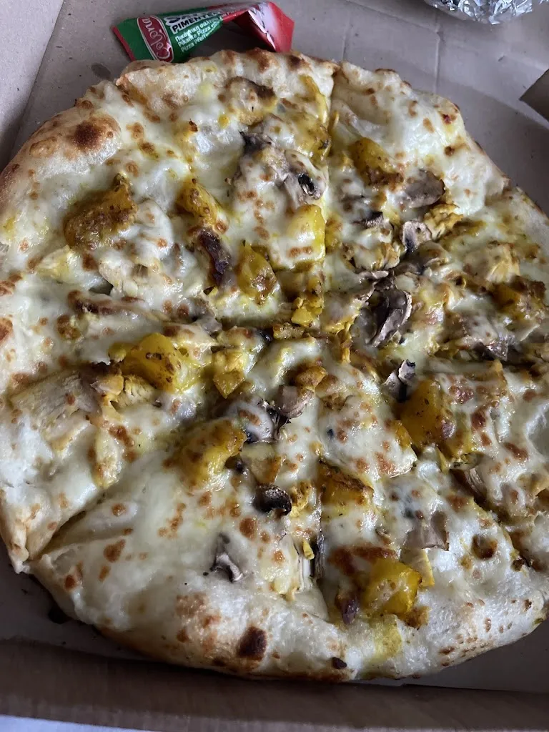 juju Dhe_LA CAPITALE_Évian-les-Bains_review