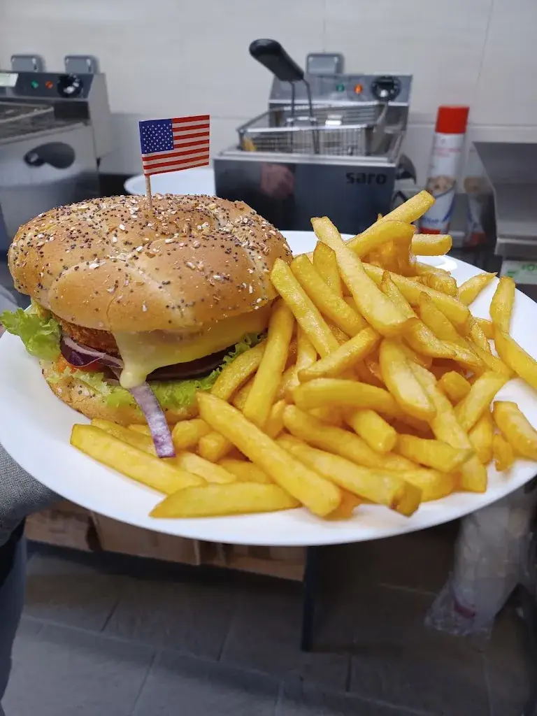 BLEU BANANE_Carentan-les-Marais_slider_image_2