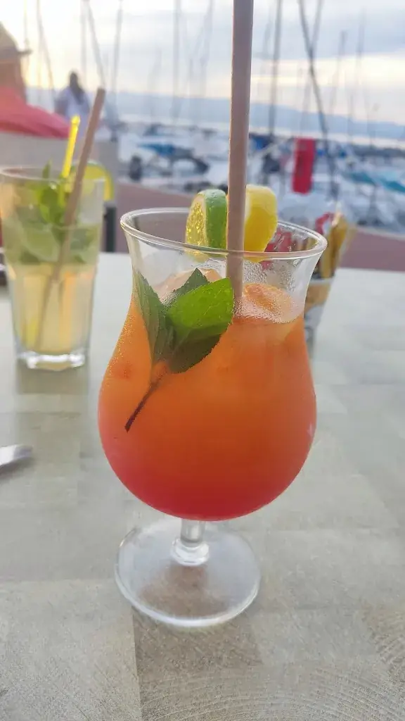 Menu_Au Cabestan Sarl_Évian-les-Bains_image_7