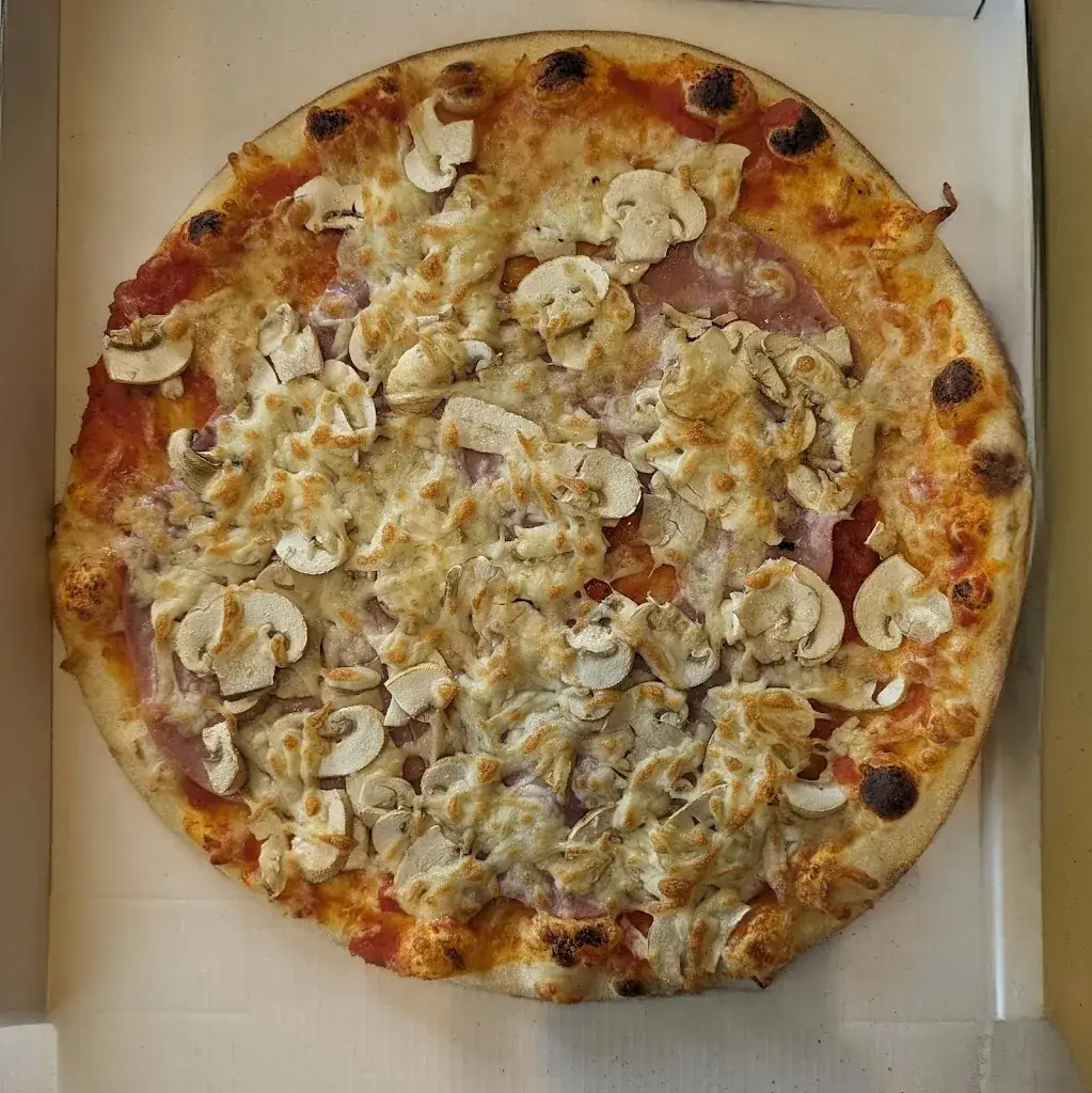 Le Kiosque à Pizzas_Carentan-les-Marais_slider_image_3