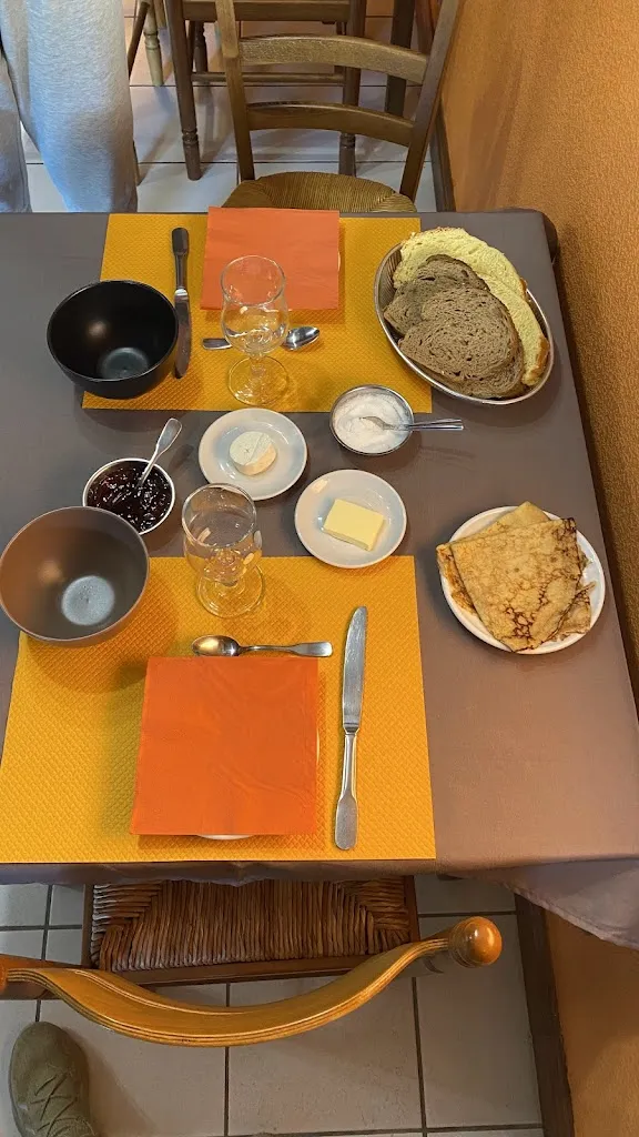 cedric cochart_Chèvrerie de la Huberdière - Ferme Auberge_Liesville-sur-Douve_recensione