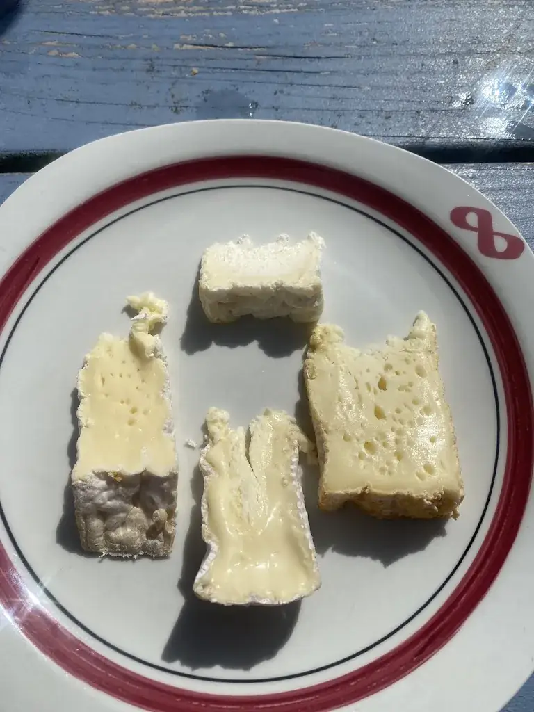 Liz Koman_Restaurant Chez Roger_Sainte-Marie-du-Mont_recensione