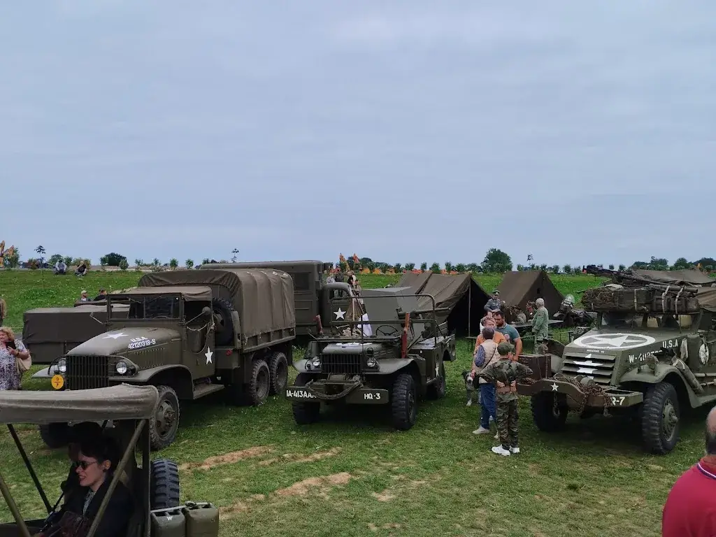 Brasserie Ouvert_Marais_slider_image_2