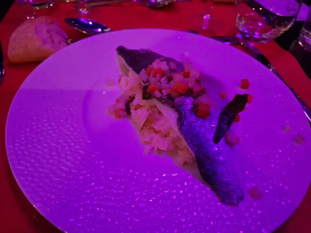 Diane Aubert_Voulez-Vous Grand Rouen Show & Dinner_Caudebec-lès-Elbeuf_review