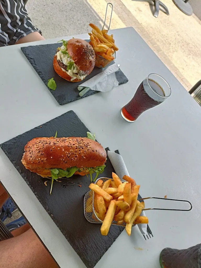 Stijn Gebruers_Le littoral BBC_Saint-Jouin-Bruneval_review