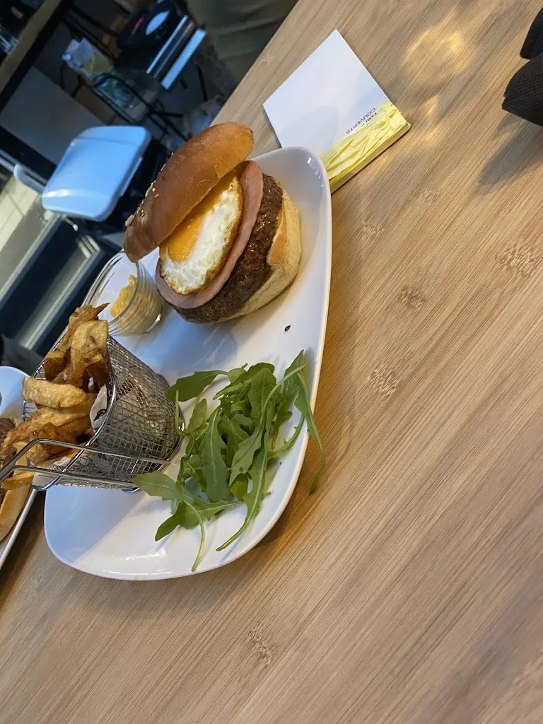 Richard McCarthy_Le littoral BBC_Saint-Jouin-Bruneval_review