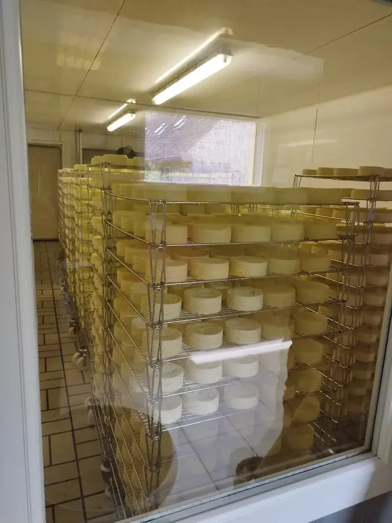 La Ferme Du Champ Secret restaurant in Champsecret