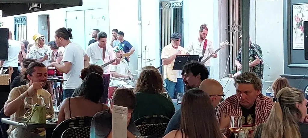 Bistrot Gonzague_Charleval_slider_image_2