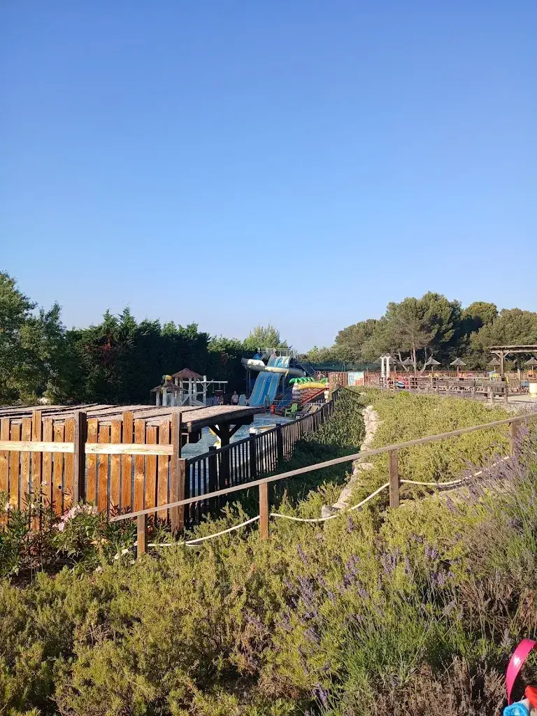 Tom_Restaurant - Lubéron Parc - Yellow Village_Charleval_review