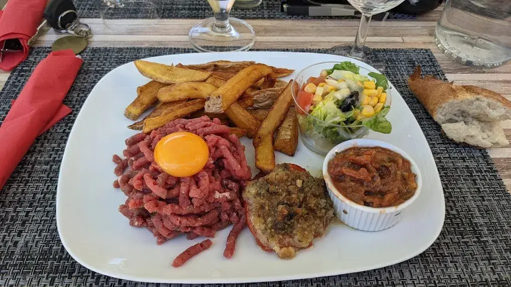 Nicolas A._Ici Et Maintenant_Charleval_reseña