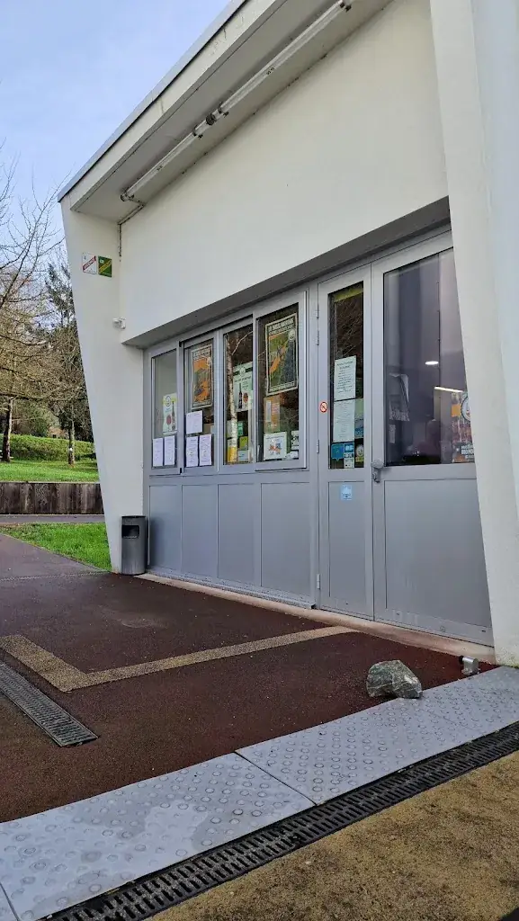 Luc_La pomme d'happy_Saint-Rémy_review