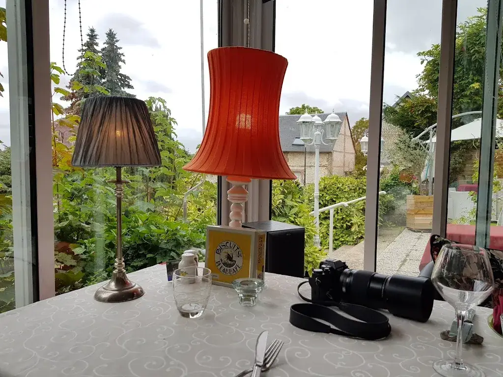 Emmanuel Benazet_Le Bailliage_Freneuse_review