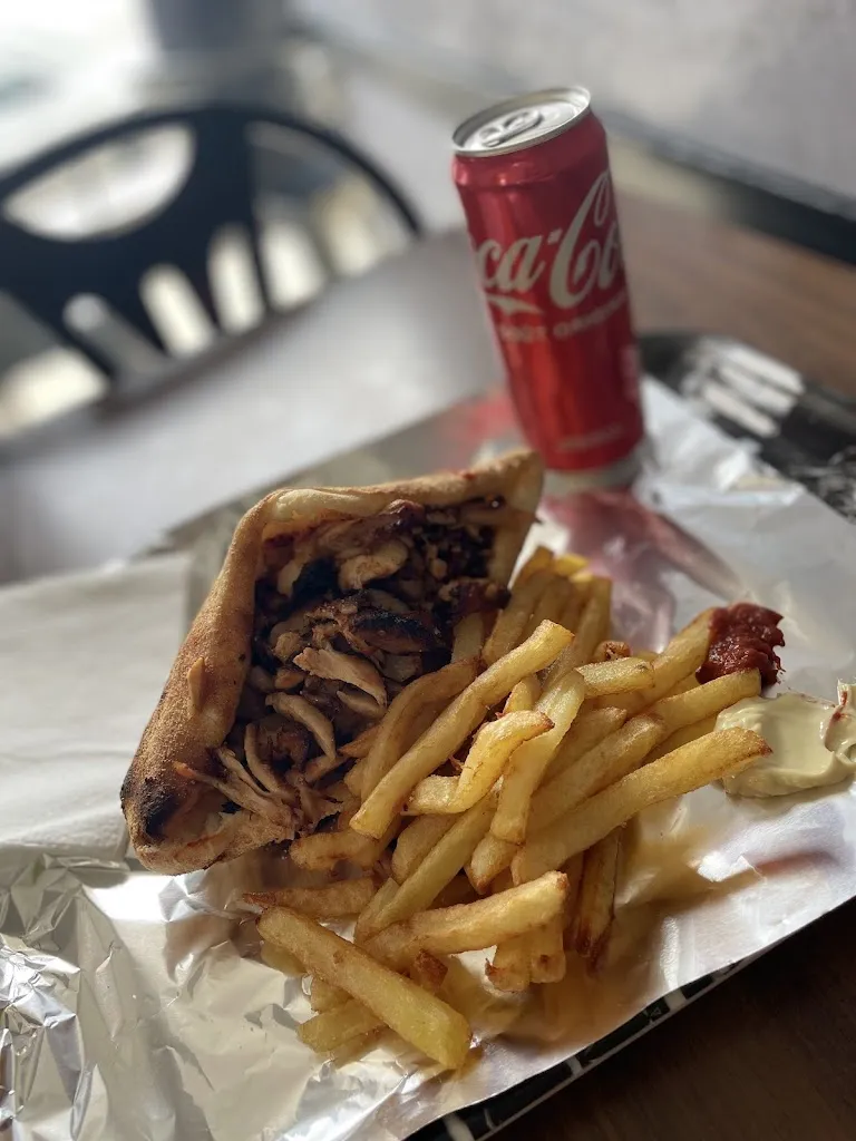 Wissine Rouabah_Pizza Cherbourg - Le Petit Mignon_Cherbourg-en-Cotentin_review
