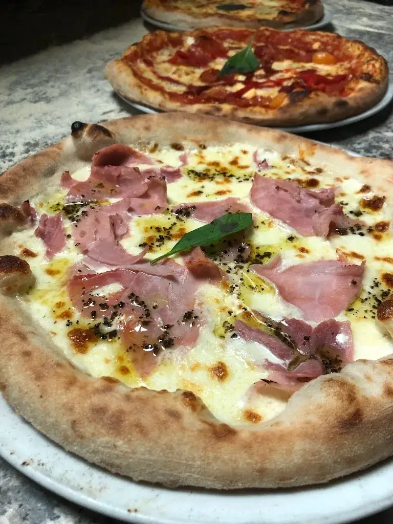 Terra Nova Restaurant-Pizzeria_Genas_slider_image_2