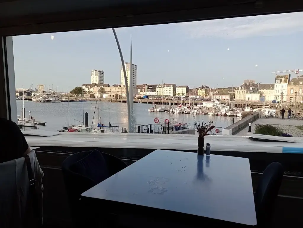 Nick Purser_Le Clopoing_Cherbourg-en-Cotentin_review