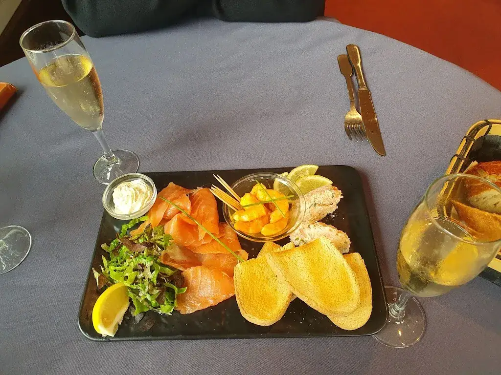 Carole Crué_Auberge du Pont de Brie_Montillières-sur-Orne_review