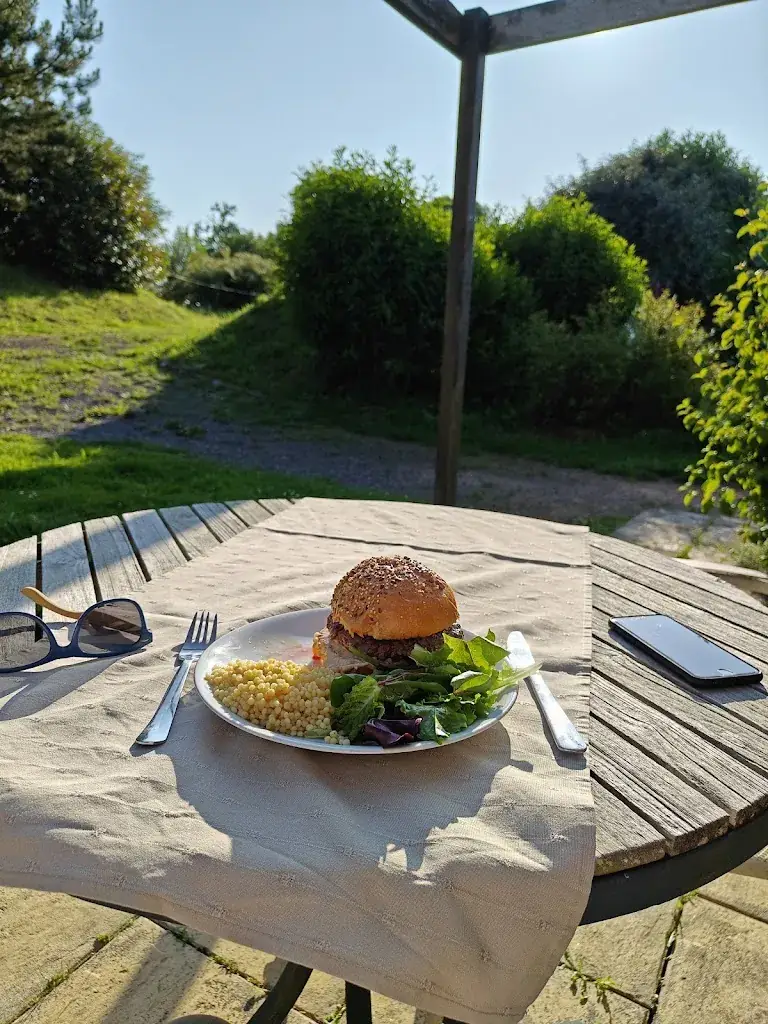 Dimitri Sytnyk_ferme la longre_Cerisy-la-Forêt_review