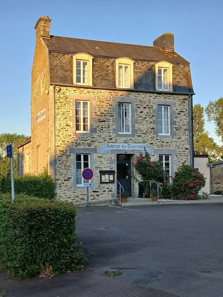 Elodie DM_Auberge des Tisserands_Cametours_review