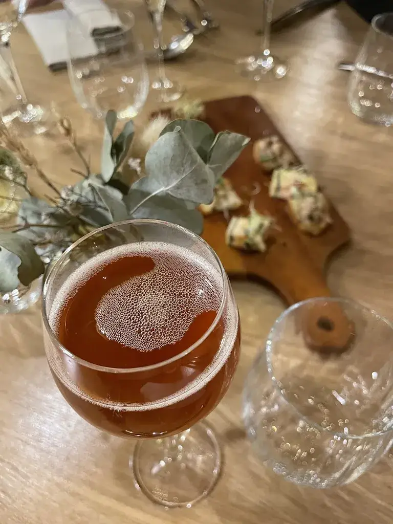 Elodye H. Fredwell_Farm Du Château_Agneaux_review