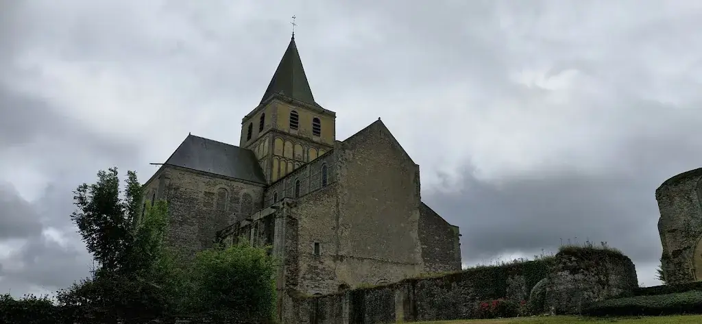 Simon McCleery_Abbaye Saint-Vigor_Cerisy-la-Forêt_review