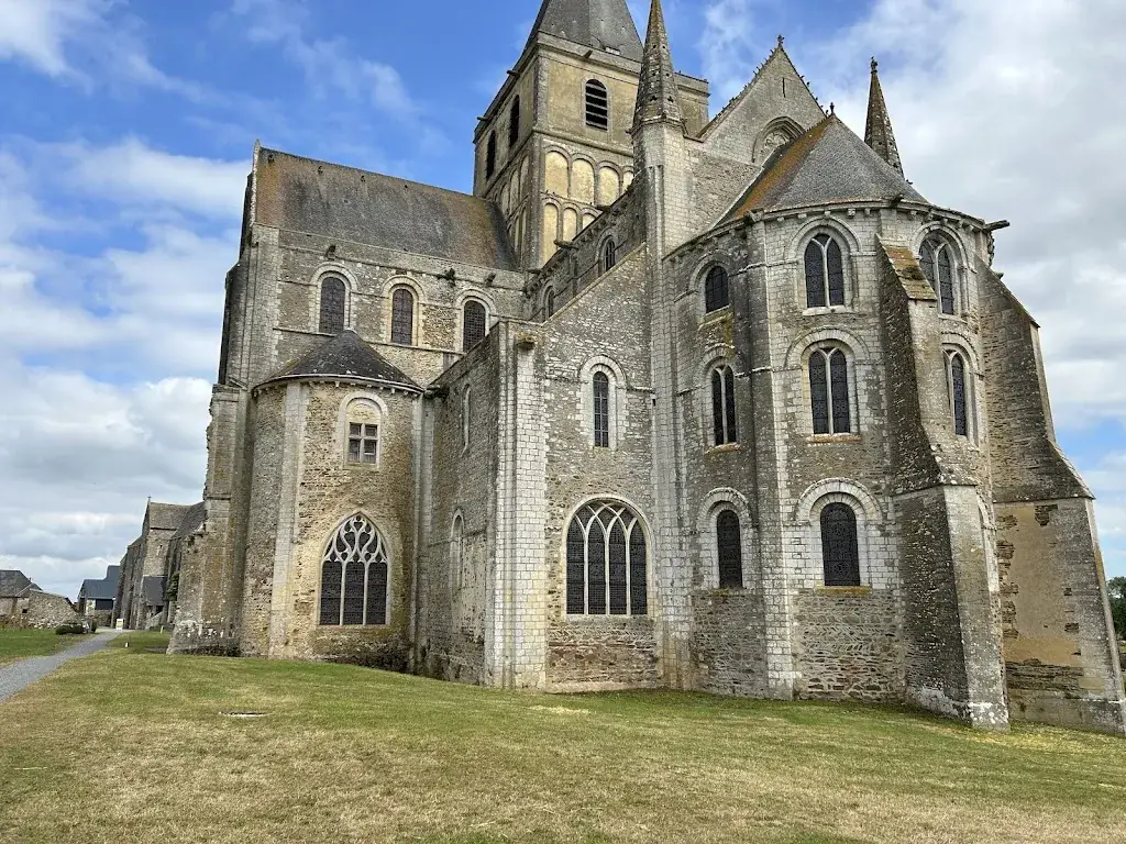 Abbaye Saint-Vigor restaurant in Cerisy-la-Forêt