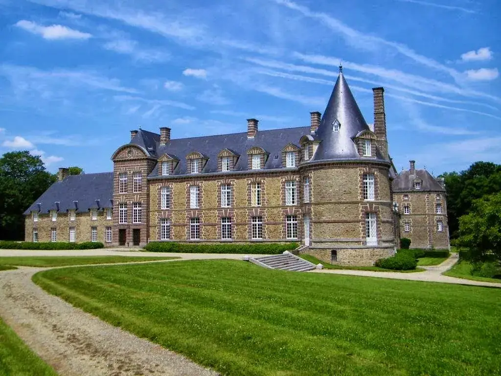 Le Cercle de Canisy restaurant in Canisy