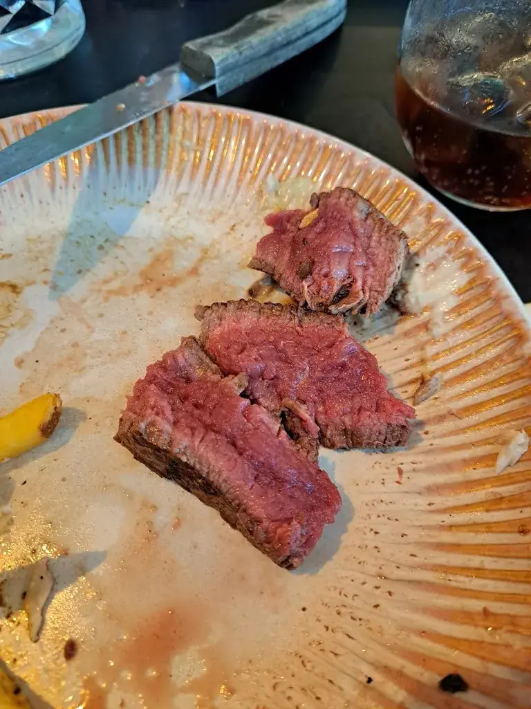 A K_ÕYAT_Colleville-Montgomery_review