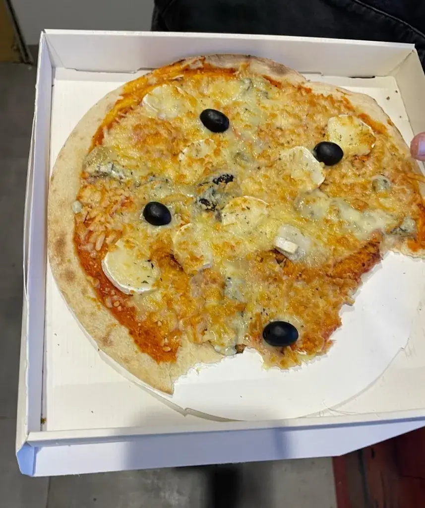 Pizza Steph Restaurant in Huisne