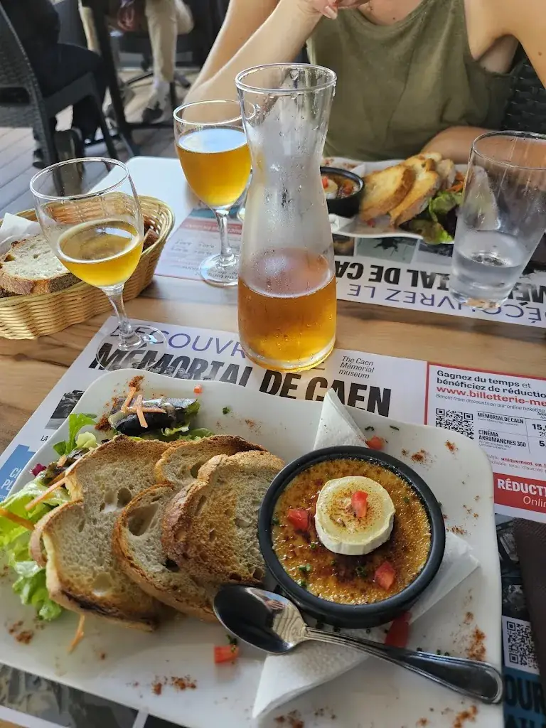 ToOn_Le Café des Quais Brasserie Restaurant_Condé-en-Normandie_review