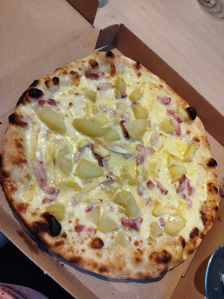 Séverine Lambert_Les Trois Ecus_Condé-en-Normandie_review