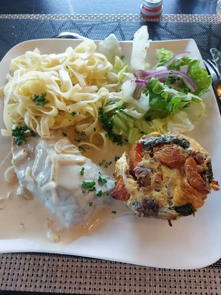 Jérôme SERRIERE_Le saint Jacques_Condé-en-Normandie_review