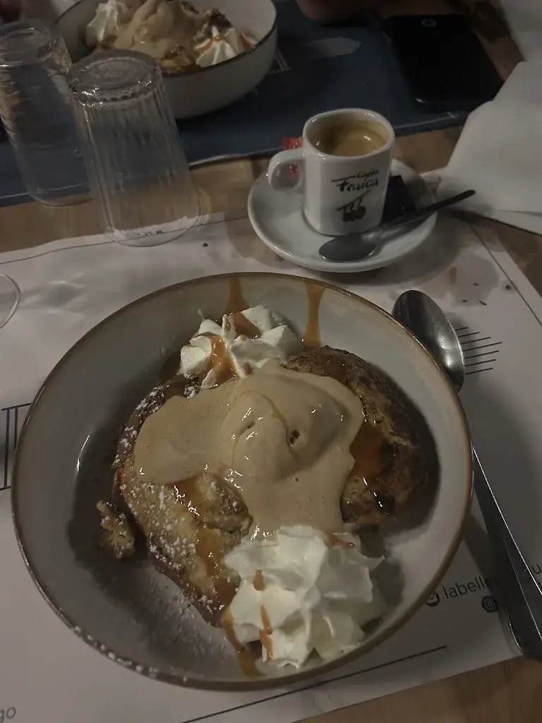 Caroline Tsrt_La Belle Epoque  proche Grenoble_Gières_review