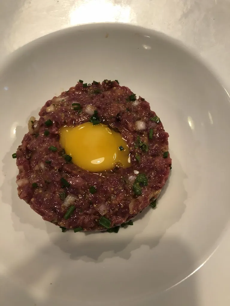 Charly Coquard-fontan_La Fabrique_Alençon_review