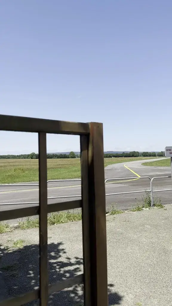 Z NomadVerse 2.0_Le zinc de l'aviateur_Cerisé_review