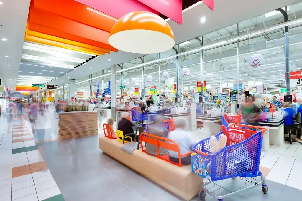 Centre commercial Carrefour Alençon_Condé-sur-Sarthe_slider_image_3