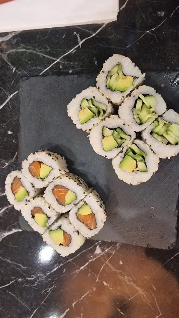 Philippe Jugla_Sakuraa Sushi&Thaï_Alençon_review