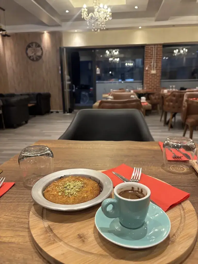 Sarah Restaurant & Café_Alençon_slider_image_2